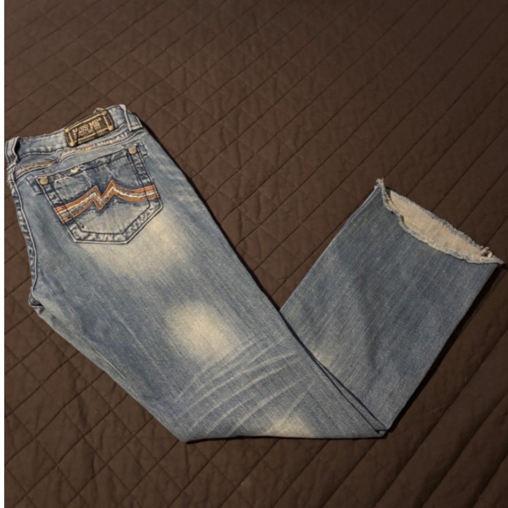 Miss Me JD1039B3 Distressed Bootcut Jeans Medium Wash Raw‎ Hem Size 31